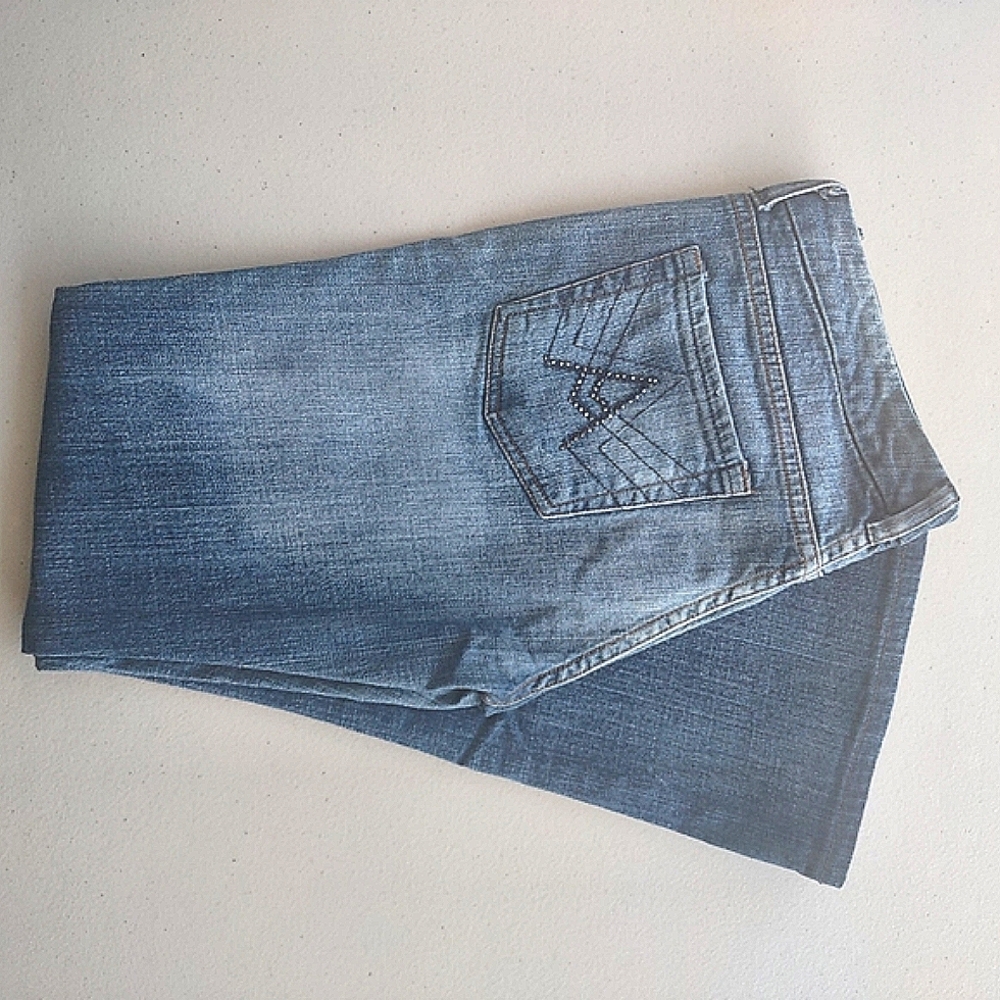7-FAM Women's "A" Pocket Bedazzled Jeans EUC